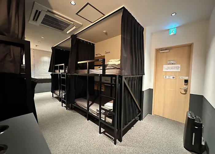White Hostel Shinsaibashi Osaka
